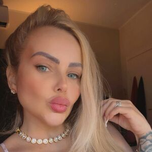 Bella 2
