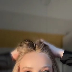 Eva  9
