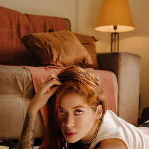 Jaqueline 12