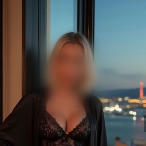 ANGELA  2