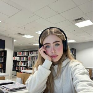 Alicia 10