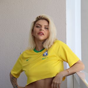 Helena  11