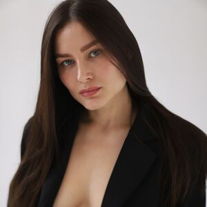 Nina  1