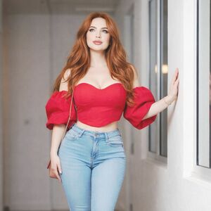 Coraline Tzxschenko 9
