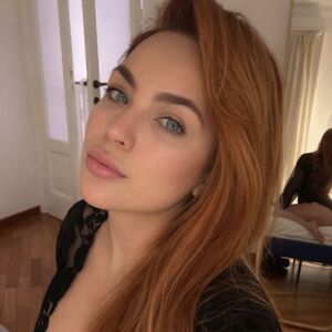 Coraline Tzxschenko 7