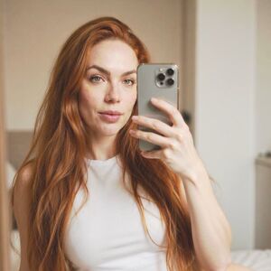 Coraline Tzxschenko 3