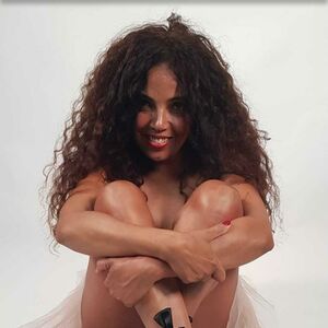Jennifer 4