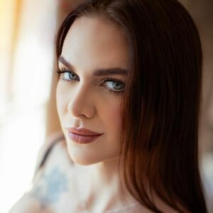 Angelina 18