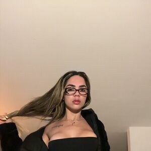 Chiara  8