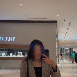 LUDOVICA 9
