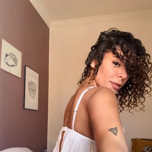 Alicia  10