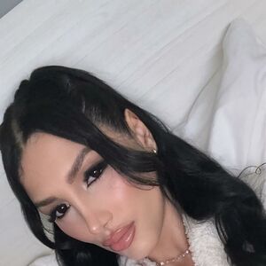 LARISSA 12