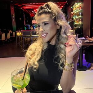 ISA DUARTE 23